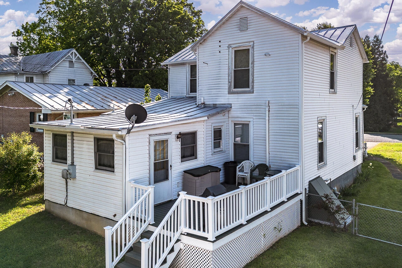 2332 Walnut Ave - Photo 20