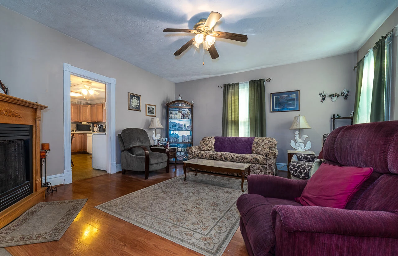 2332 Walnut Ave - Photo 5