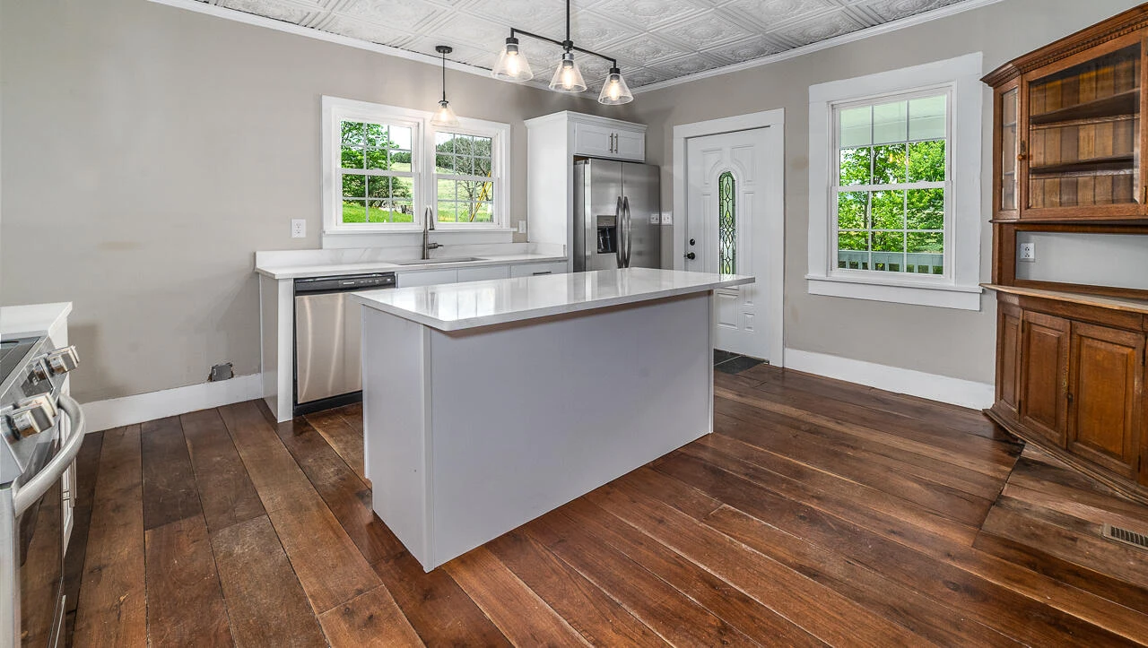 2104 Blue Grass Trl - Photo 11
