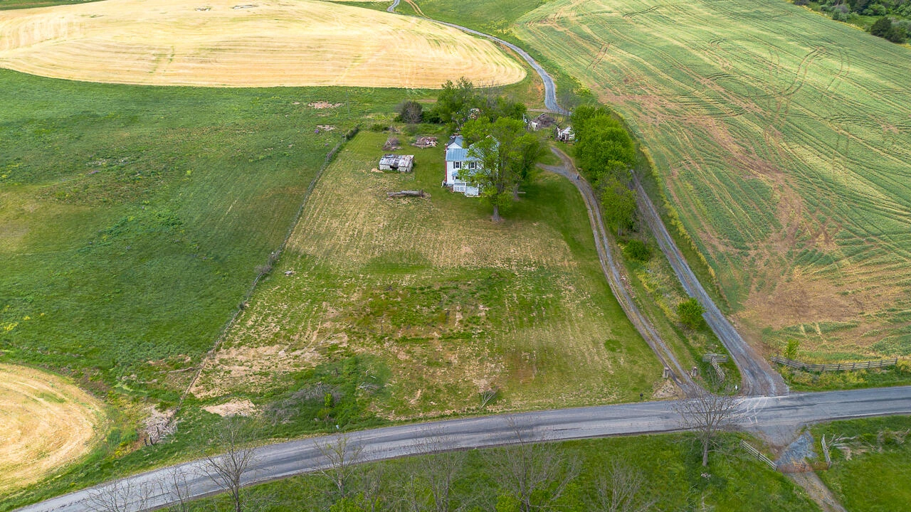 2104 Blue Grass Trl - Photo 39