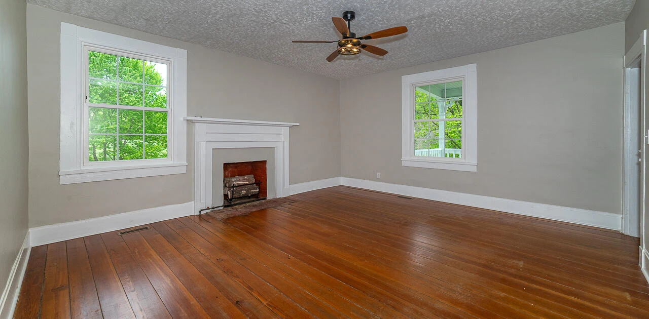 2104 Blue Grass Trl - Photo 5