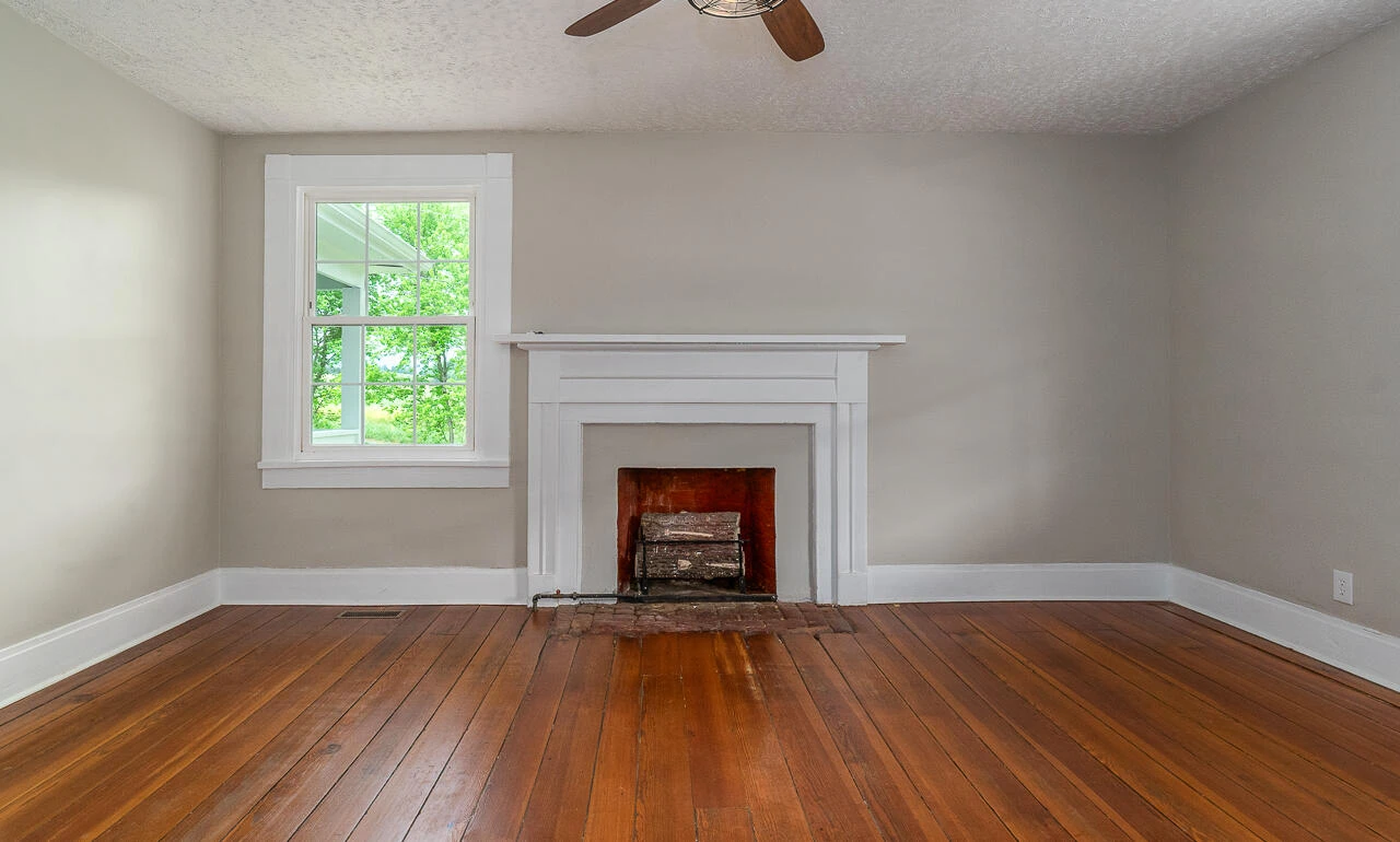 2104 Blue Grass Trl - Photo 6