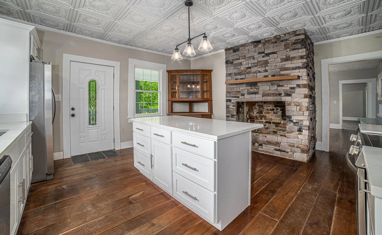 2104 Blue Grass Trl - Photo 8