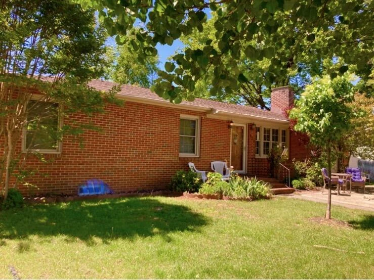 423 MAGNOLIA Ave