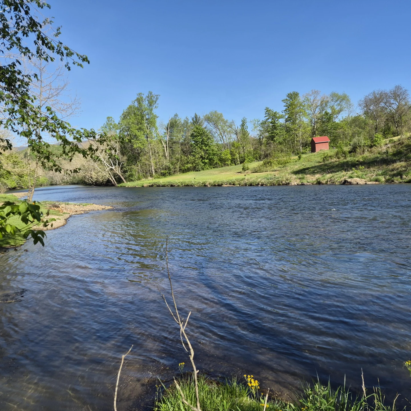 2.5 acres Dunbrack Rd