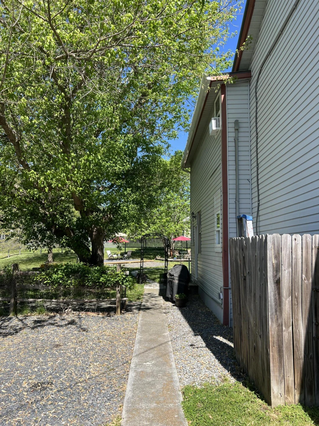 702 Anderson St - Photo 15