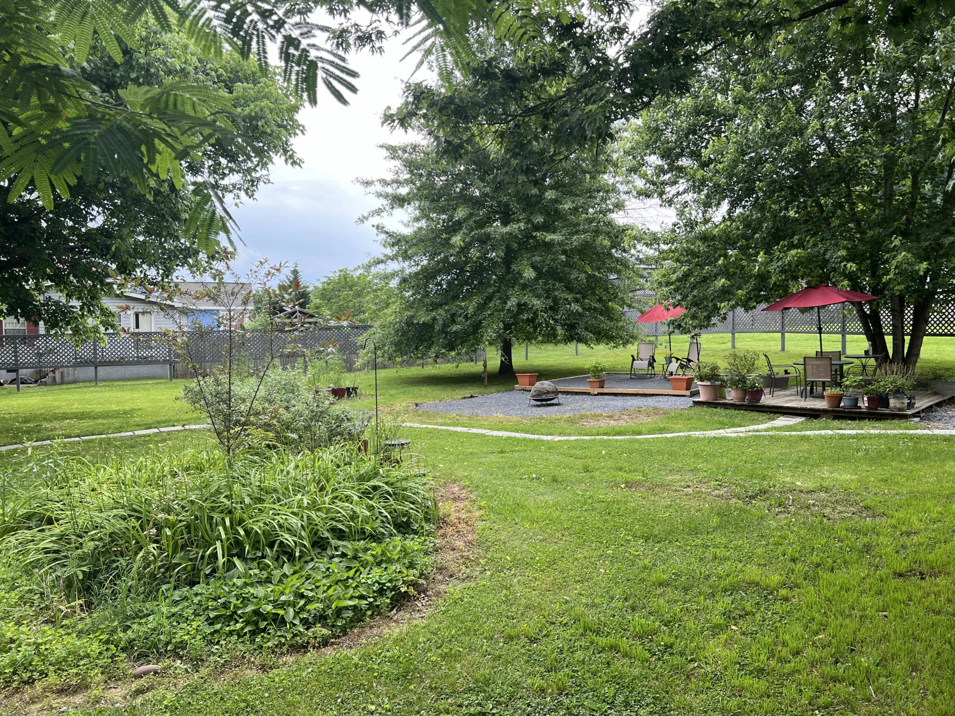 702 Anderson St - Photo 2