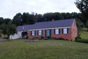 86 Huffman Ln