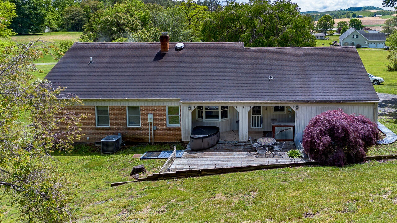 86 Huffman Ln - Photo 3