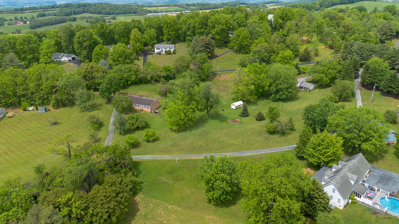 86 Huffman Ln - Photo 8