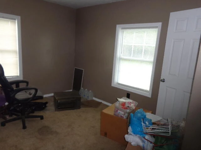 1114 Knight St - Photo 4