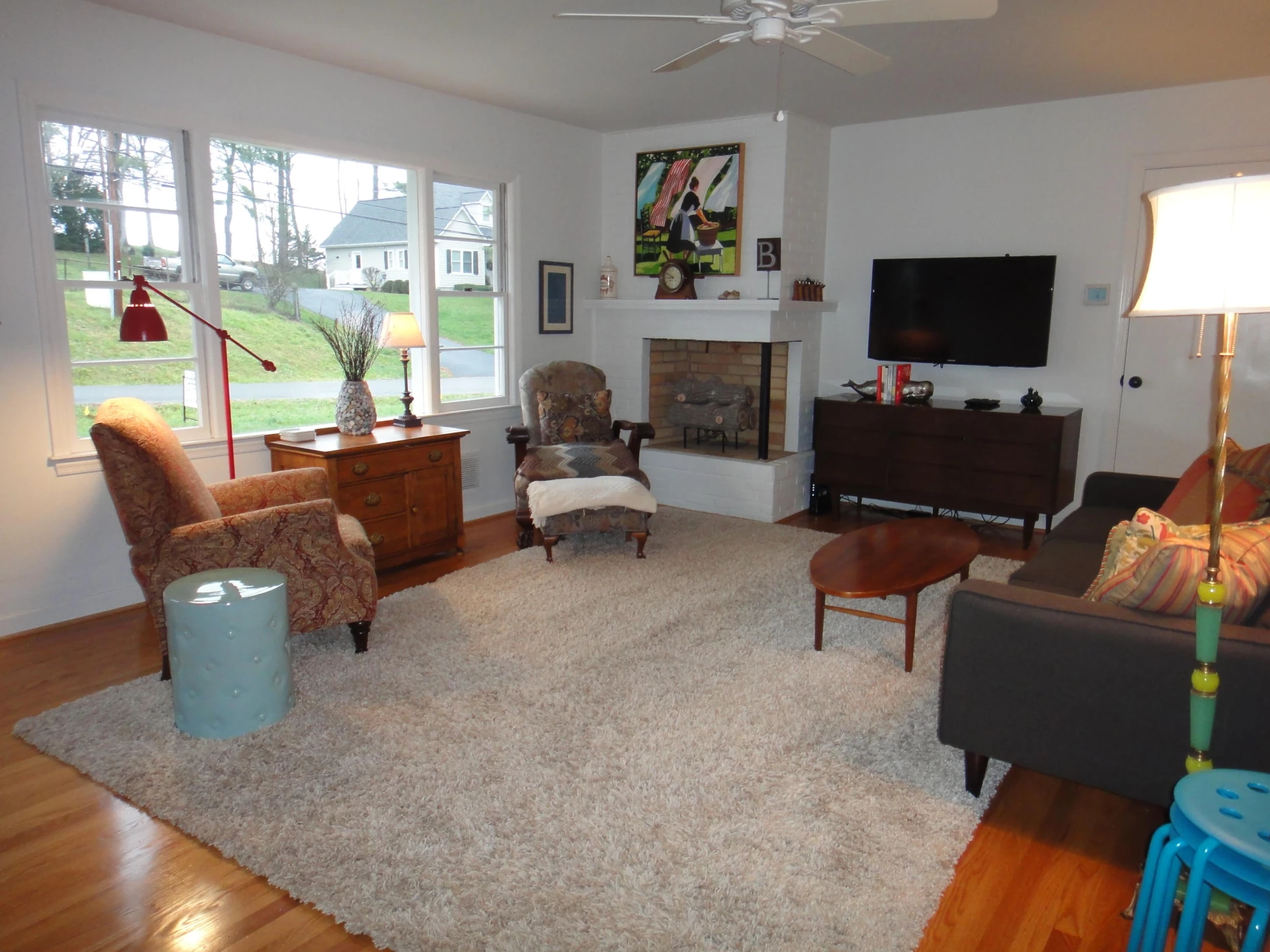 404 Enfield Rd - Photo 3