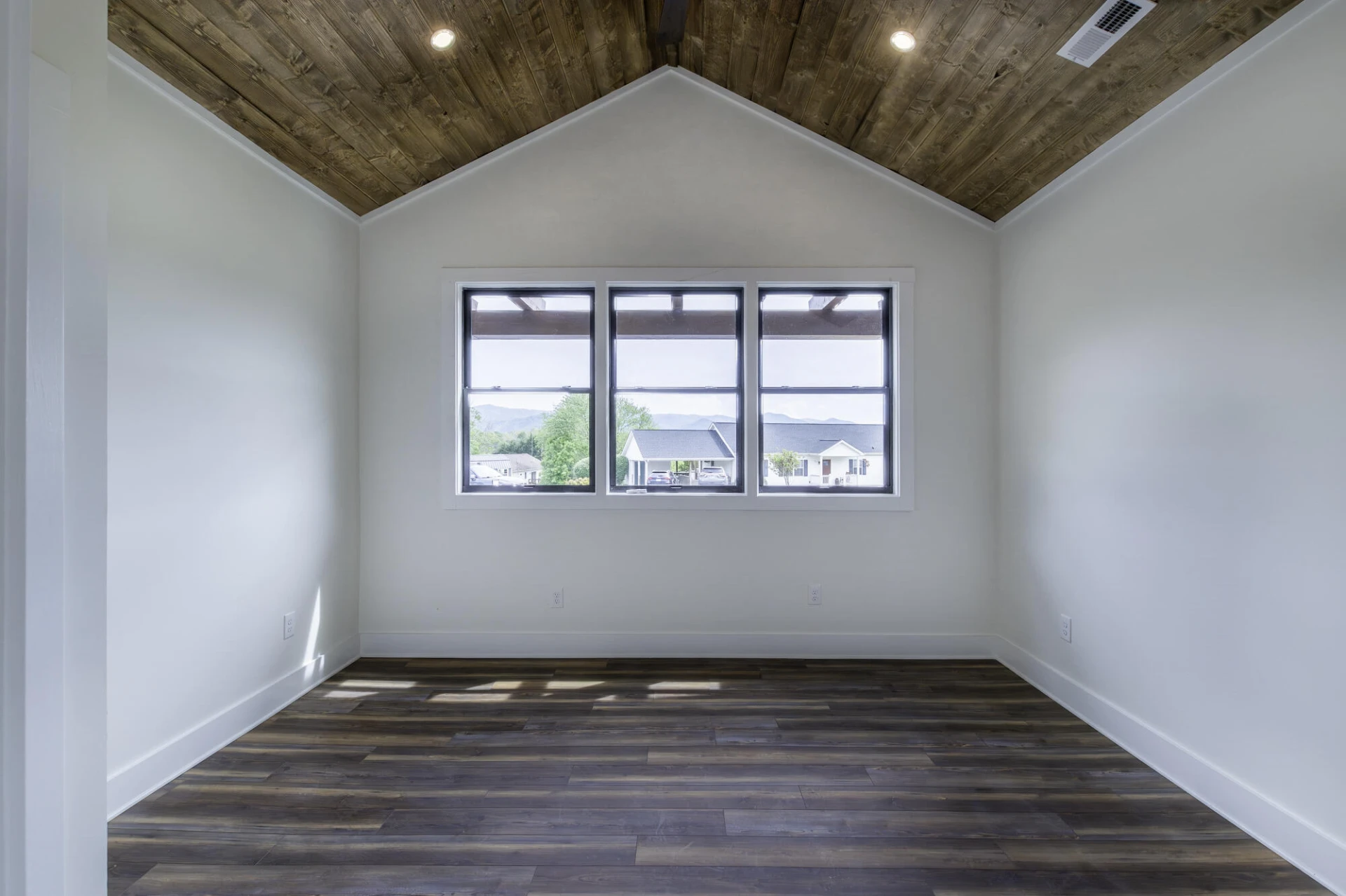 122 Sunset Ridge - Photo 17