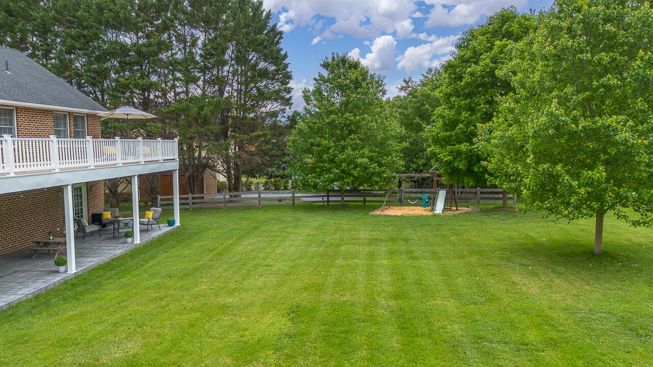 16 HIGH MEADOW Dr - Photo 12