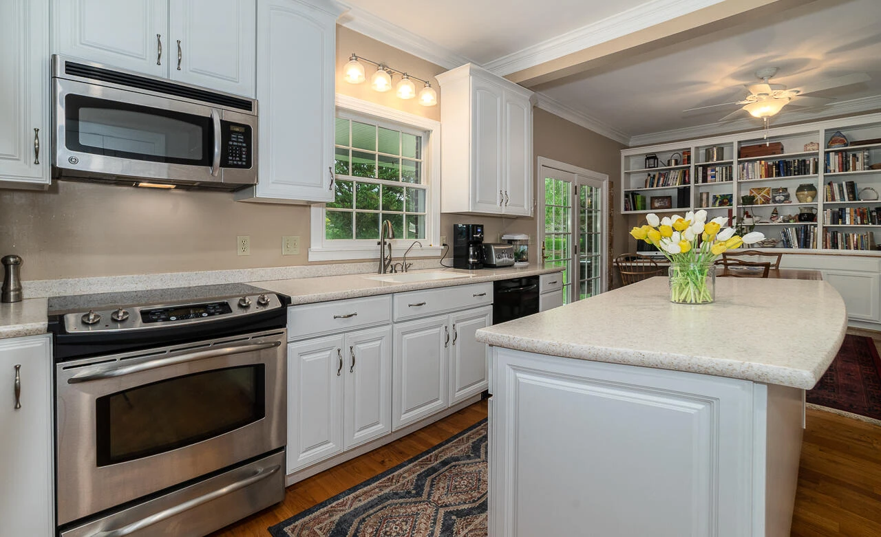 16 HIGH MEADOW Dr - Photo 31