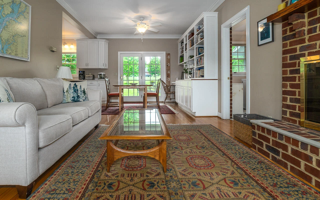 16 HIGH MEADOW Dr - Photo 37