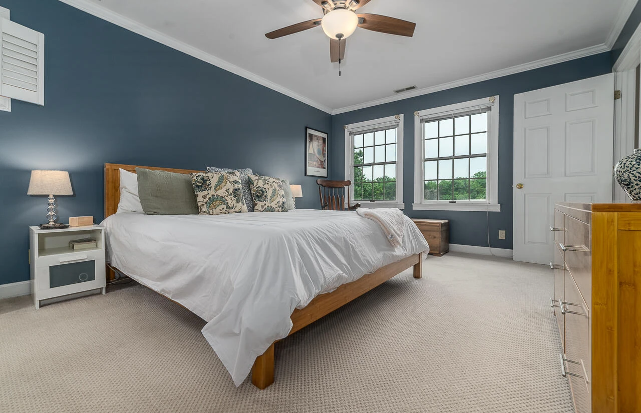 16 HIGH MEADOW Dr - Photo 42