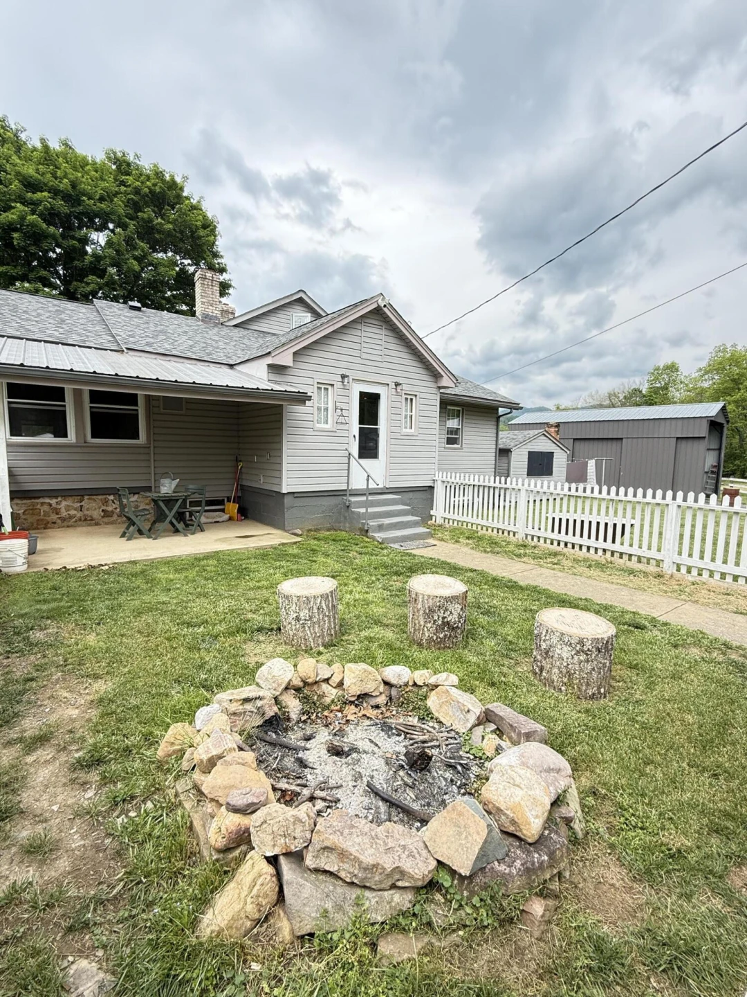 6318 Jackson River Rd - Photo 2