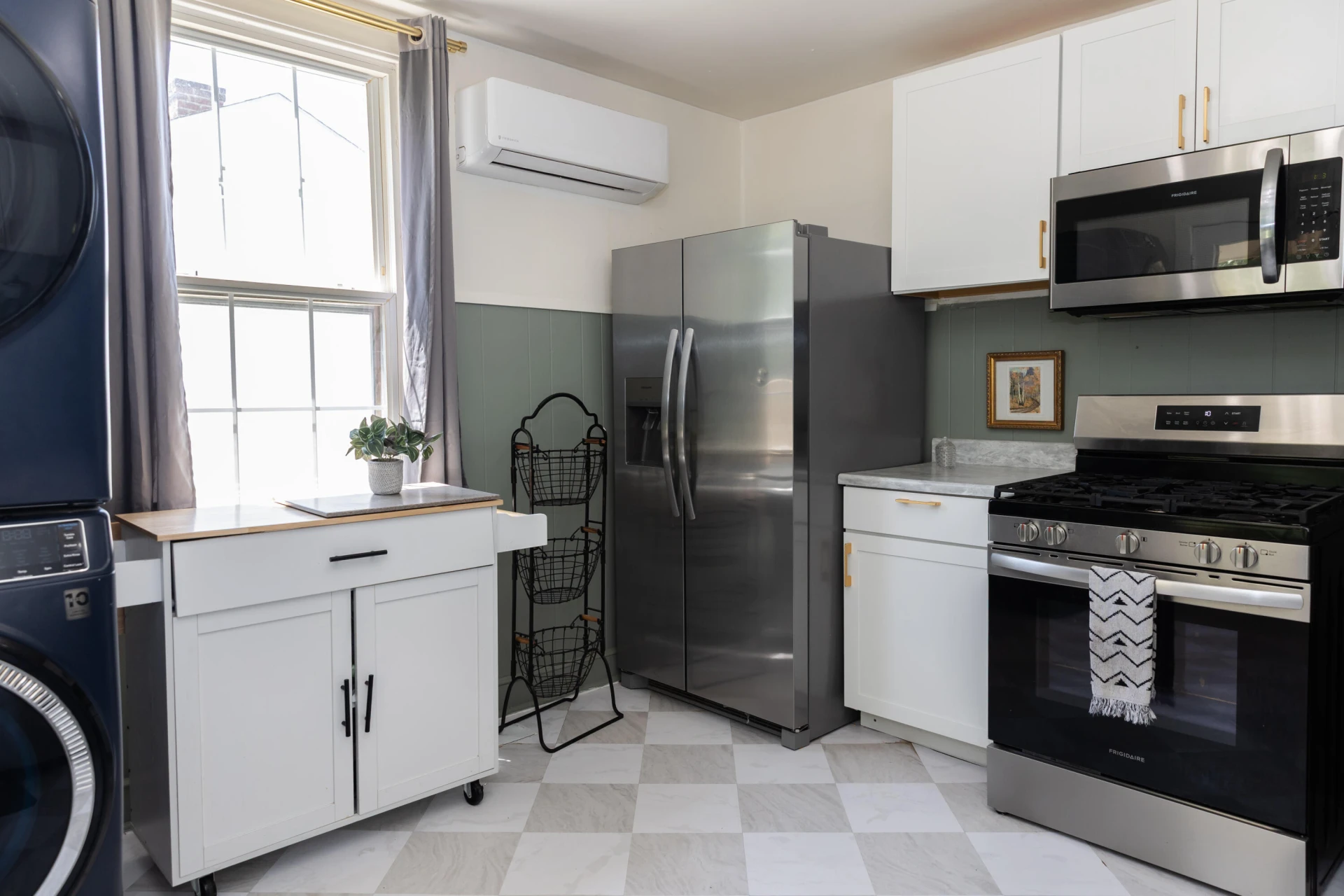 1932 Hawthorne Ave - Photo 11