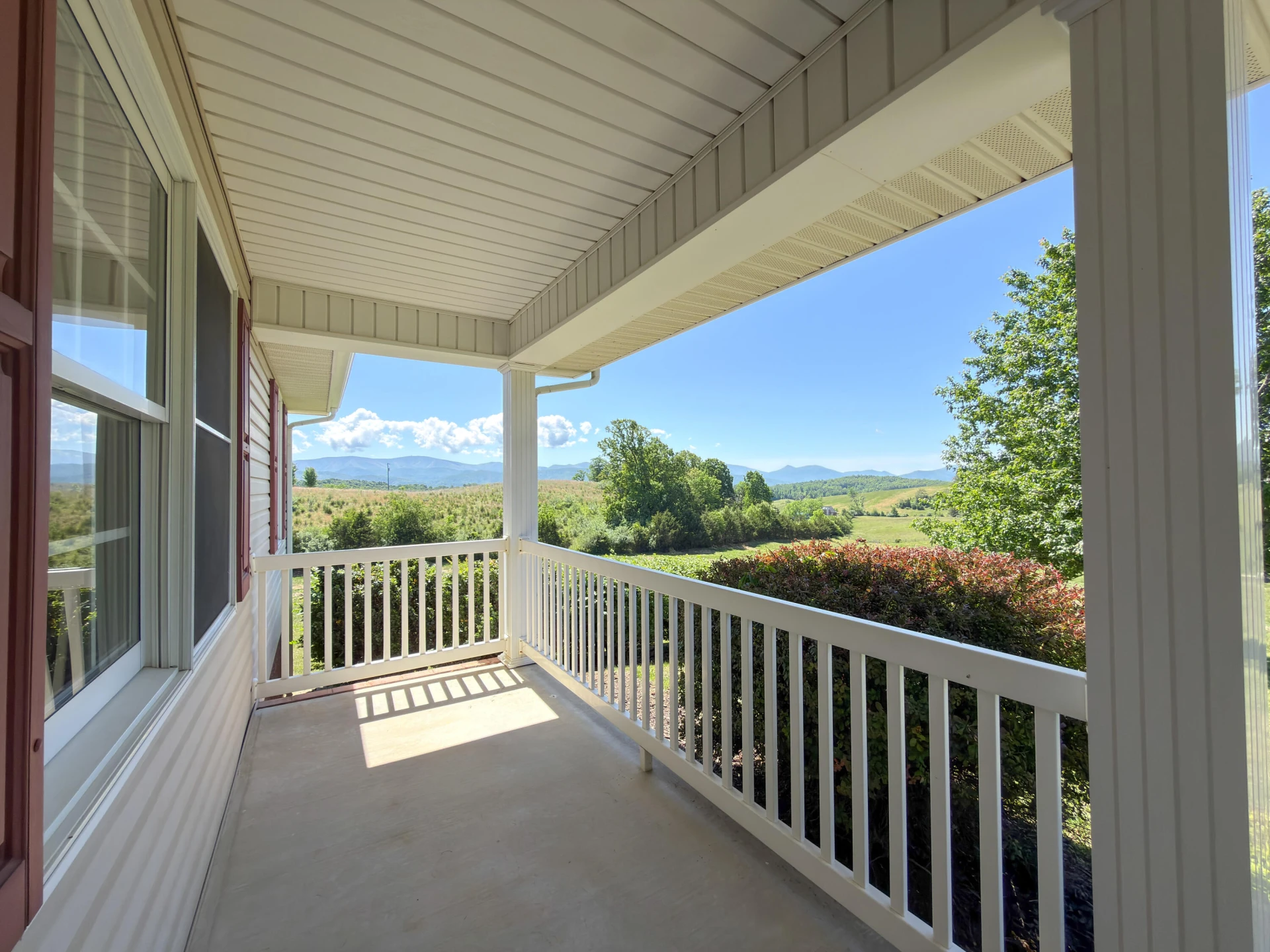 348 Short Hill Dr - Photo 10