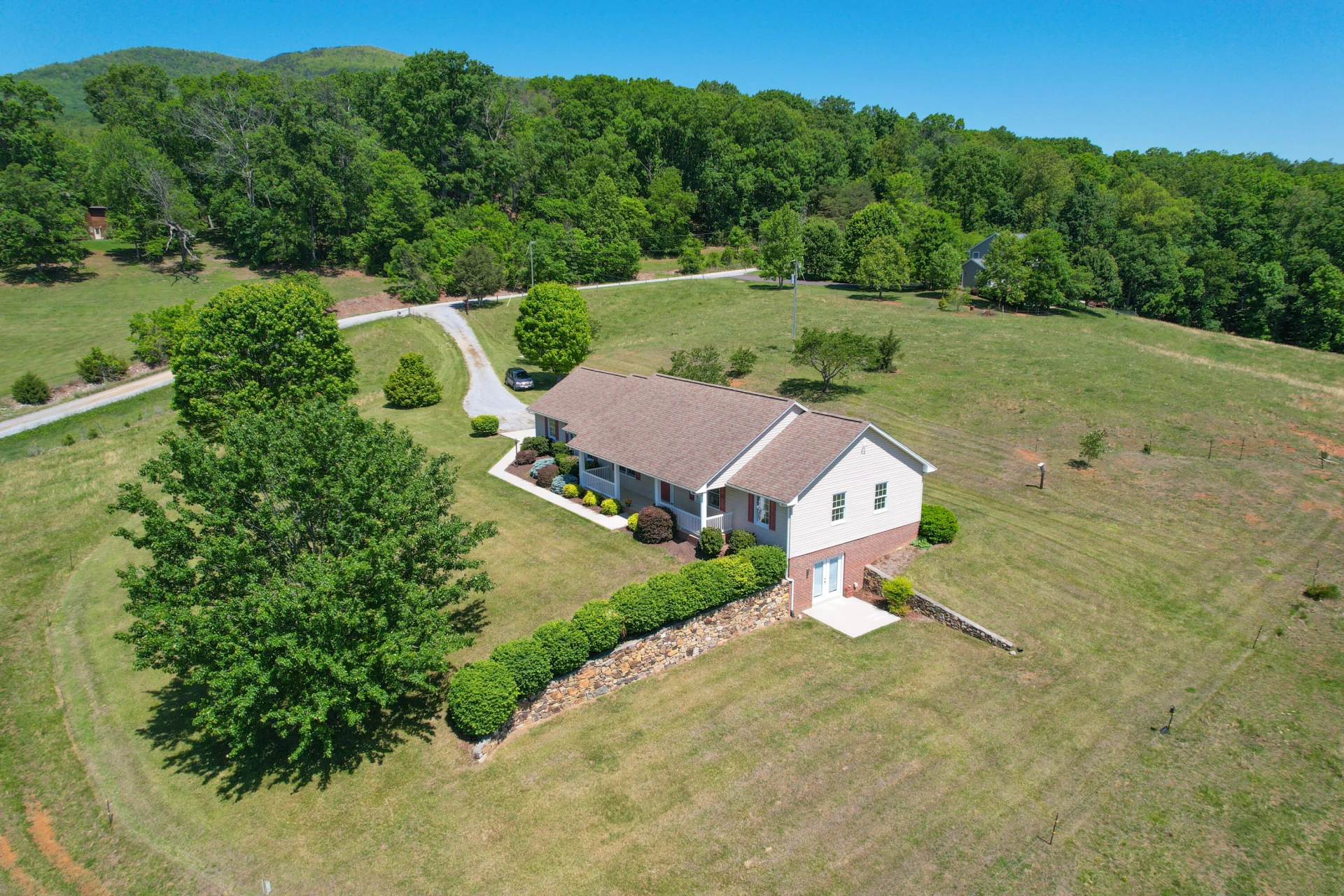 348 Short Hill Dr - Photo 48