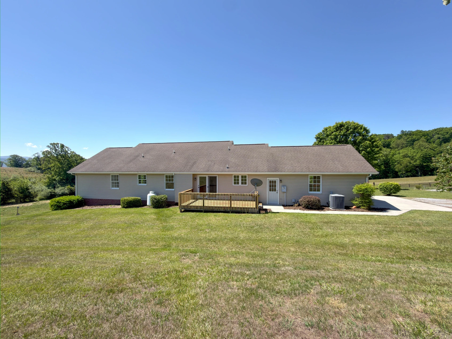 348 Short Hill Dr - Photo 5