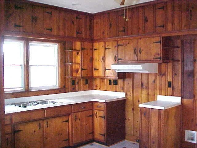 612 ANDERSON St - Photo 2