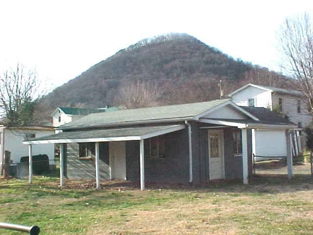 612 ANDERSON St - Photo 9