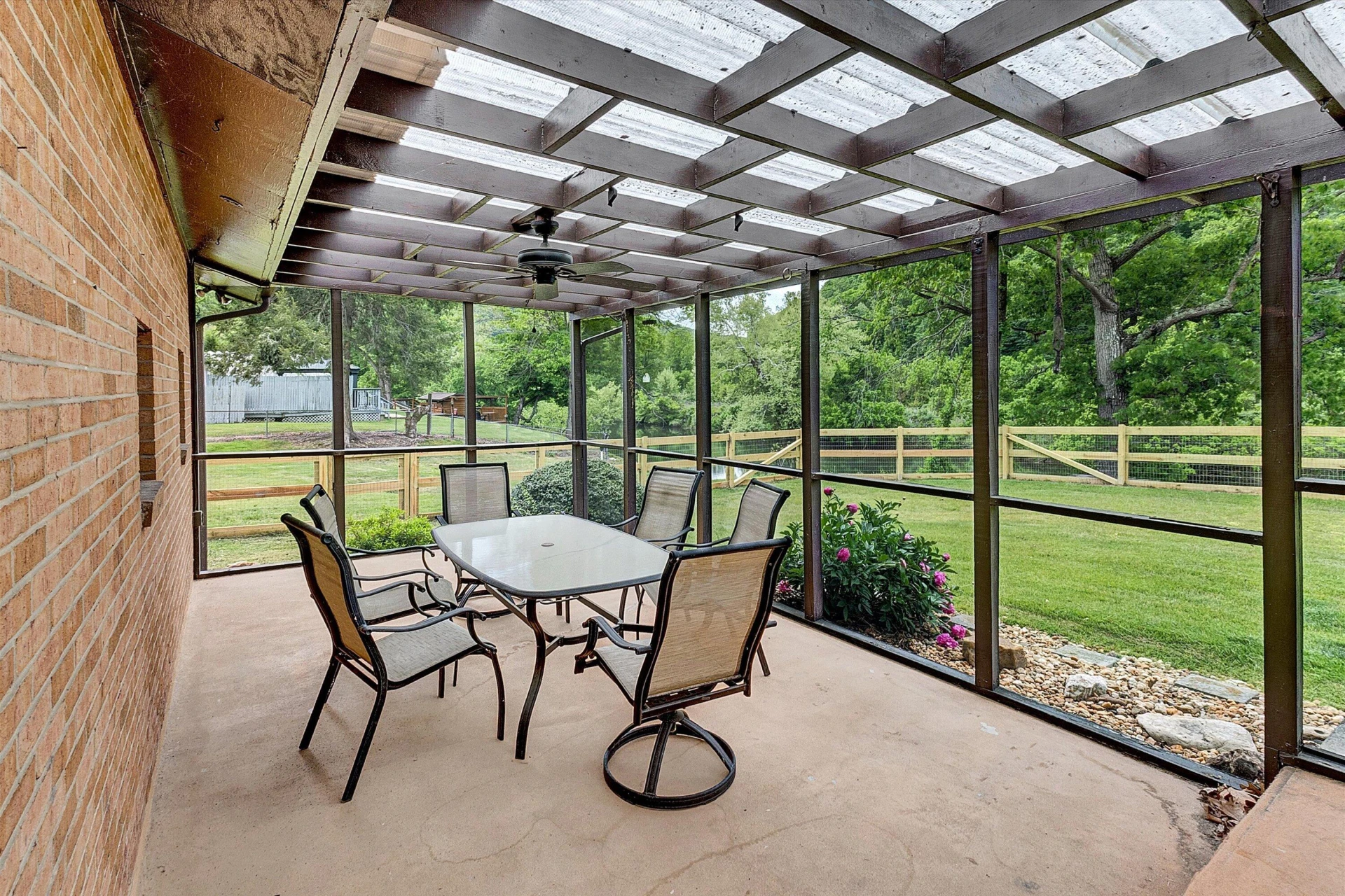 2015 Evergreen Rd - Photo 34