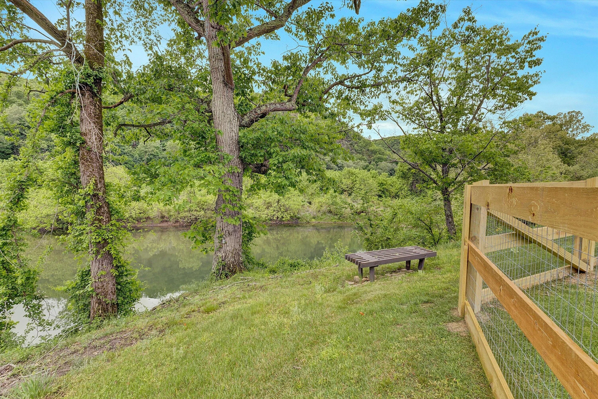 2015 Evergreen Rd - Photo 38