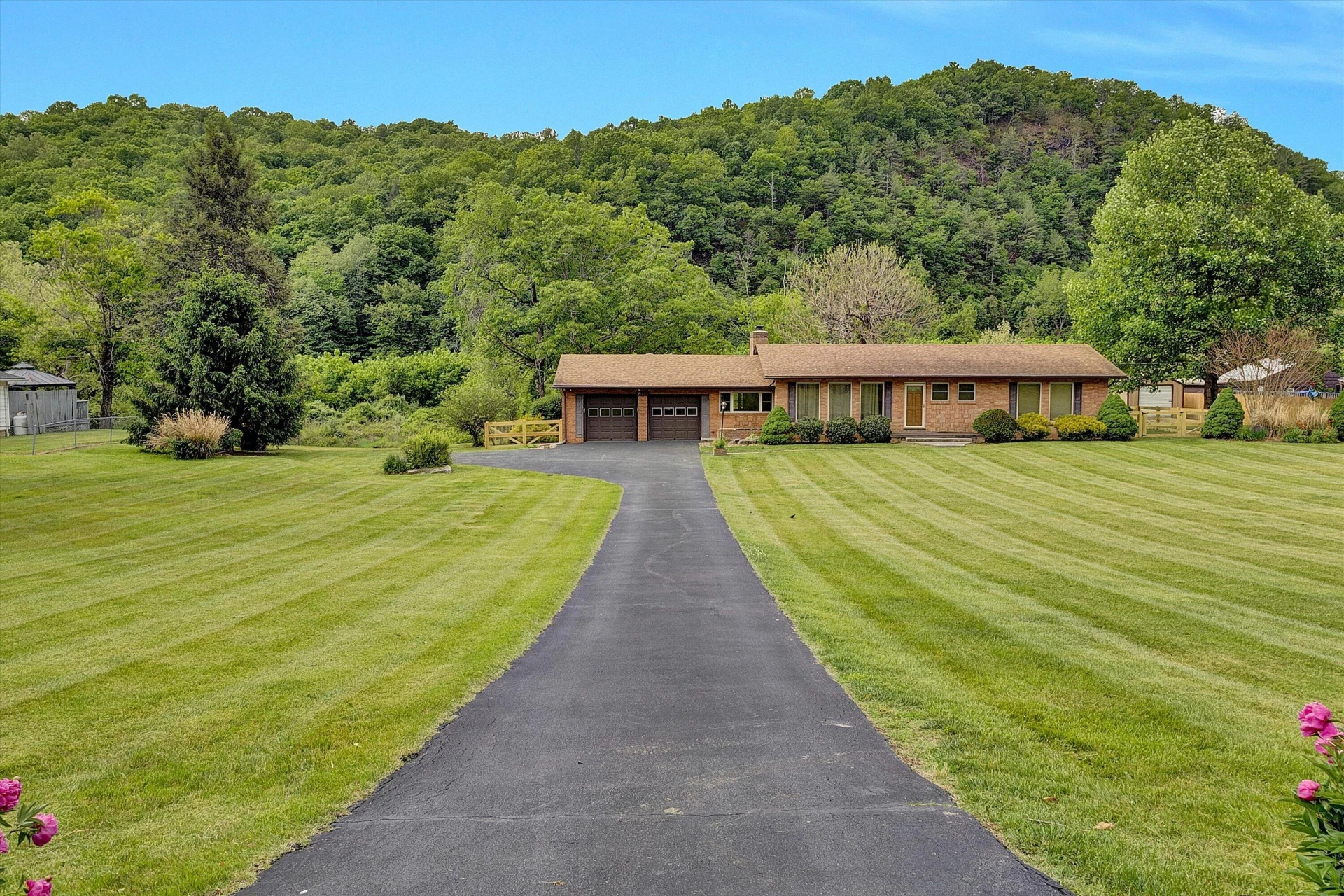 2015 Evergreen Rd - Photo 43