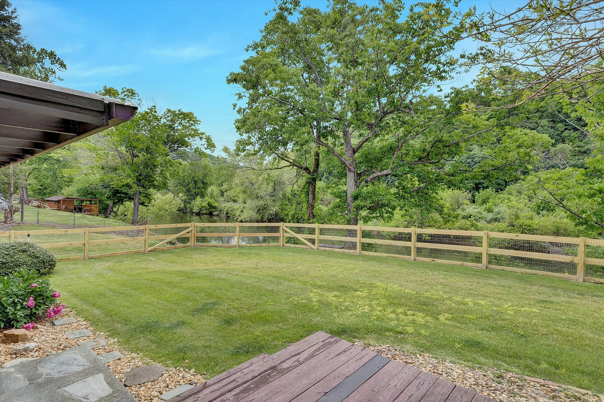 2015 Evergreen Rd - Photo 44