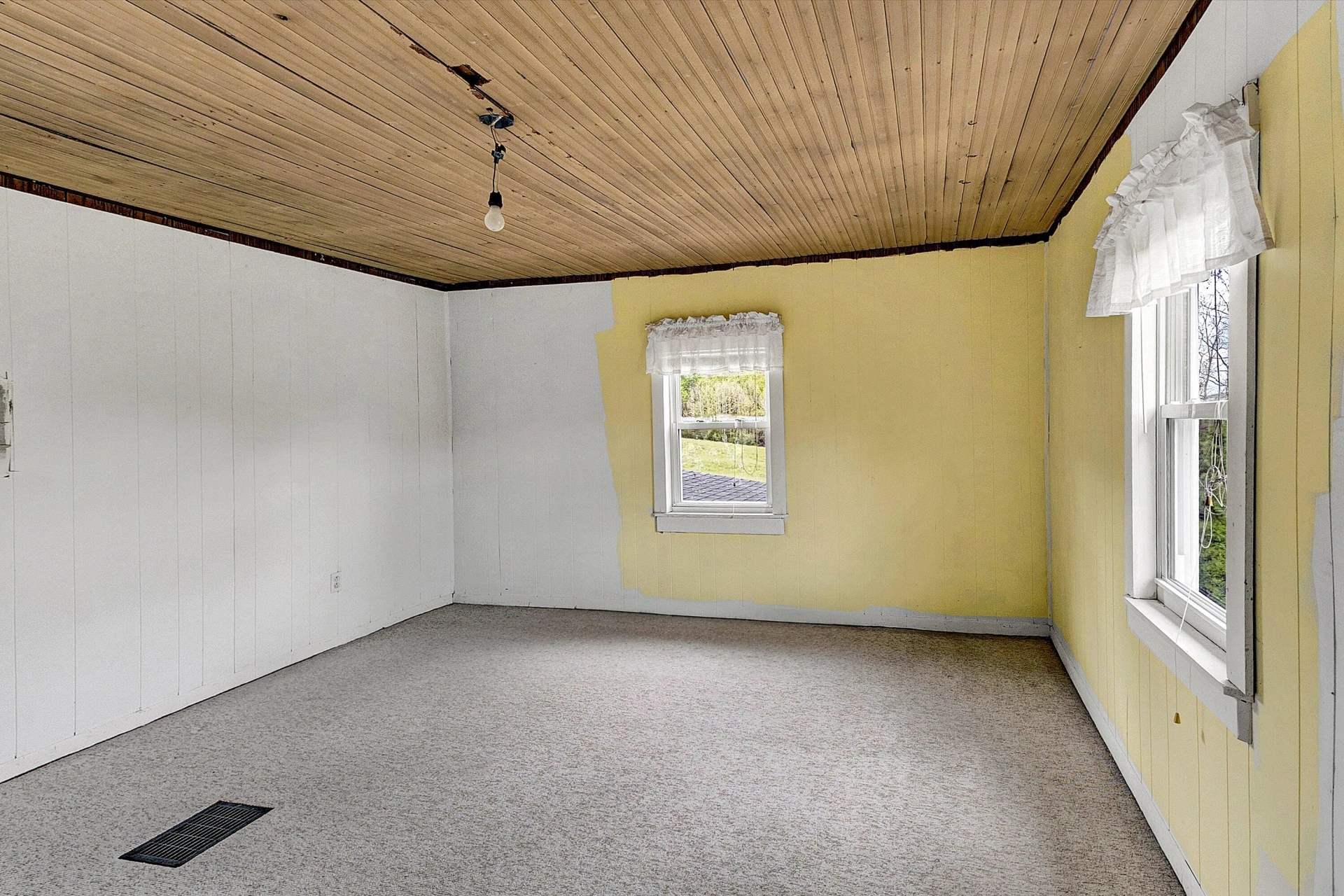 1220 Railroad Ave - Photo 15