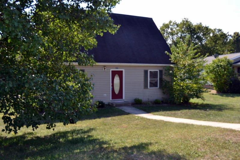 245 DENNY Ln