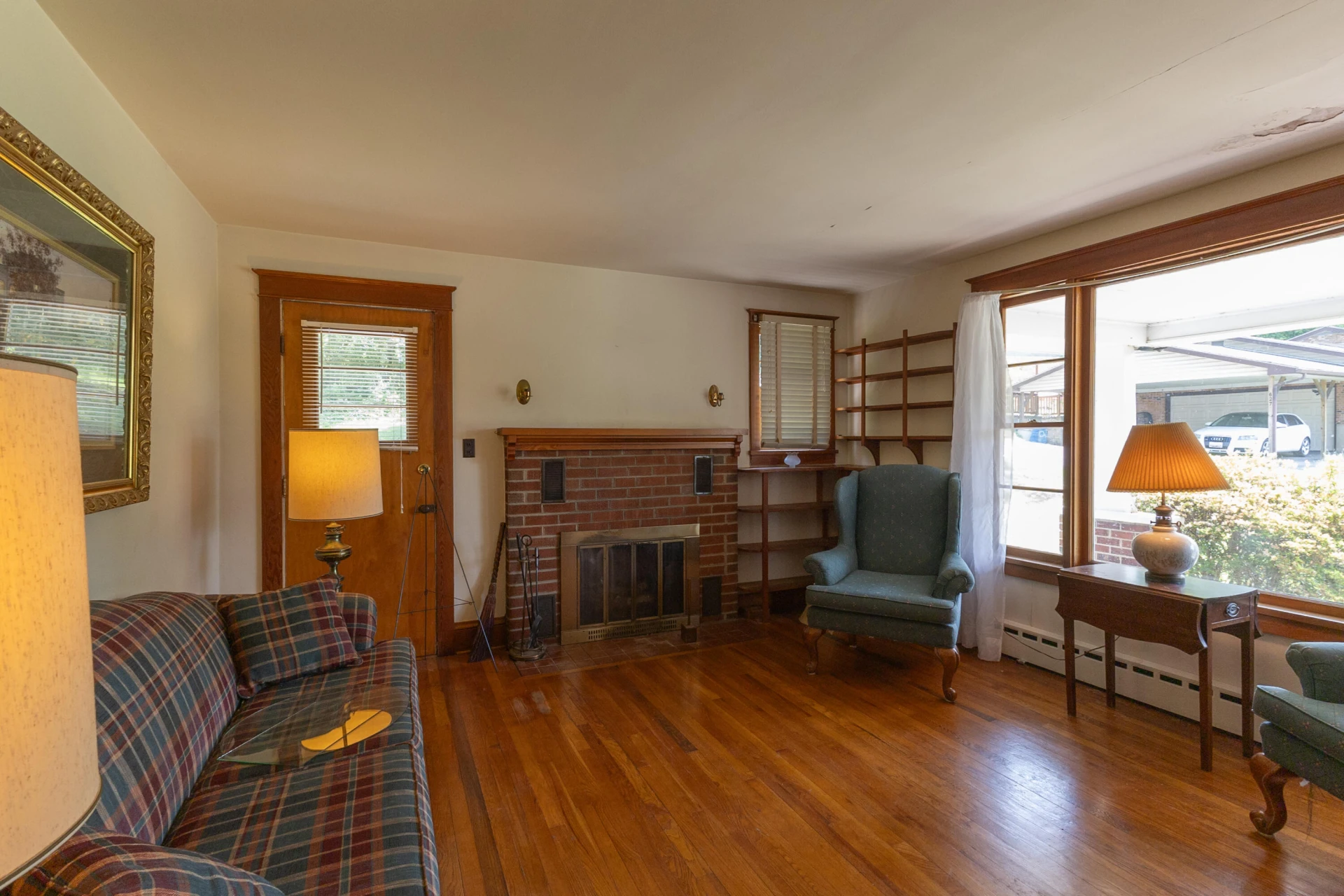 624 E Tyler Ln - Photo 10