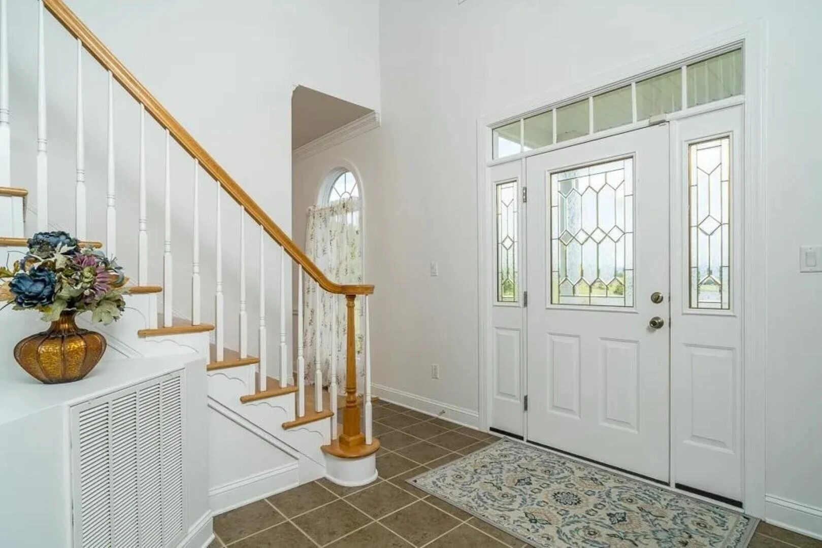 2178 Churchville Ave - Photo 2