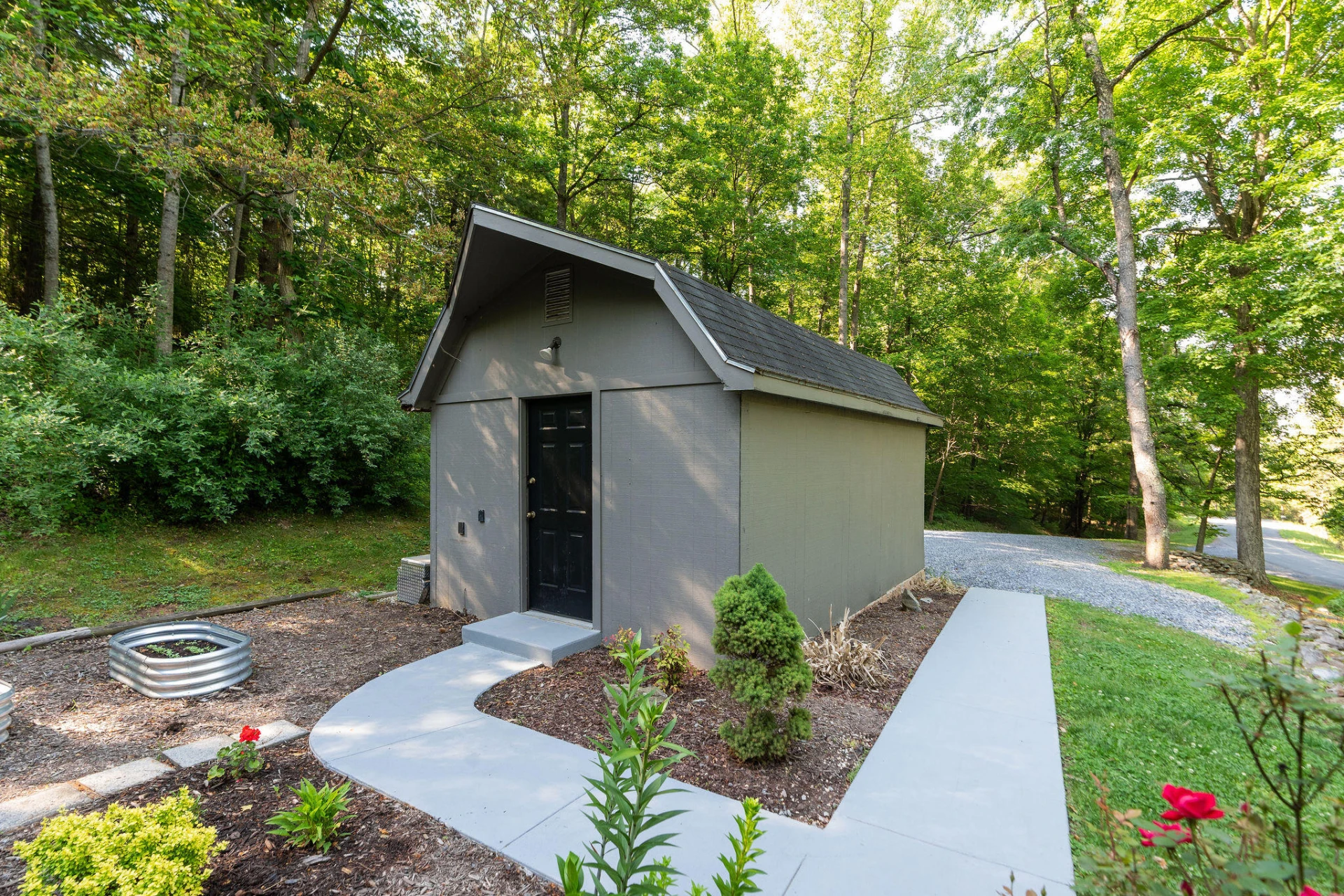 378 Forest Grove Rd - Photo 2