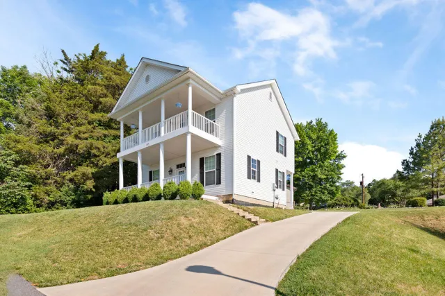 405 EVANS Dr