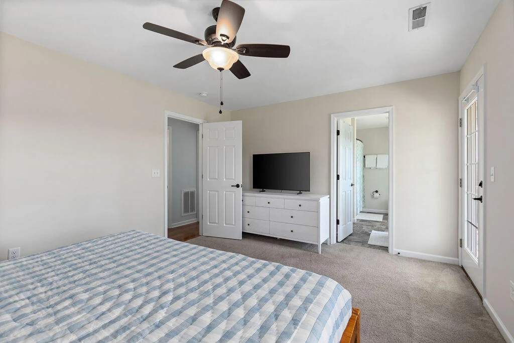 405 EVANS Dr - Photo 21