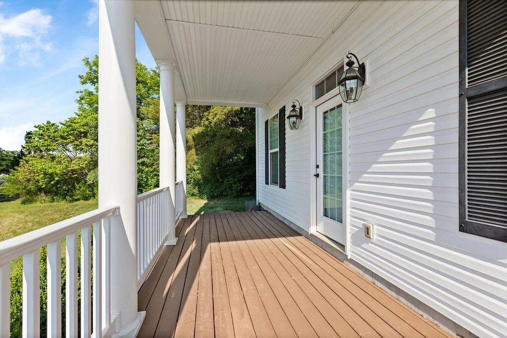 405 EVANS Dr - Photo 5