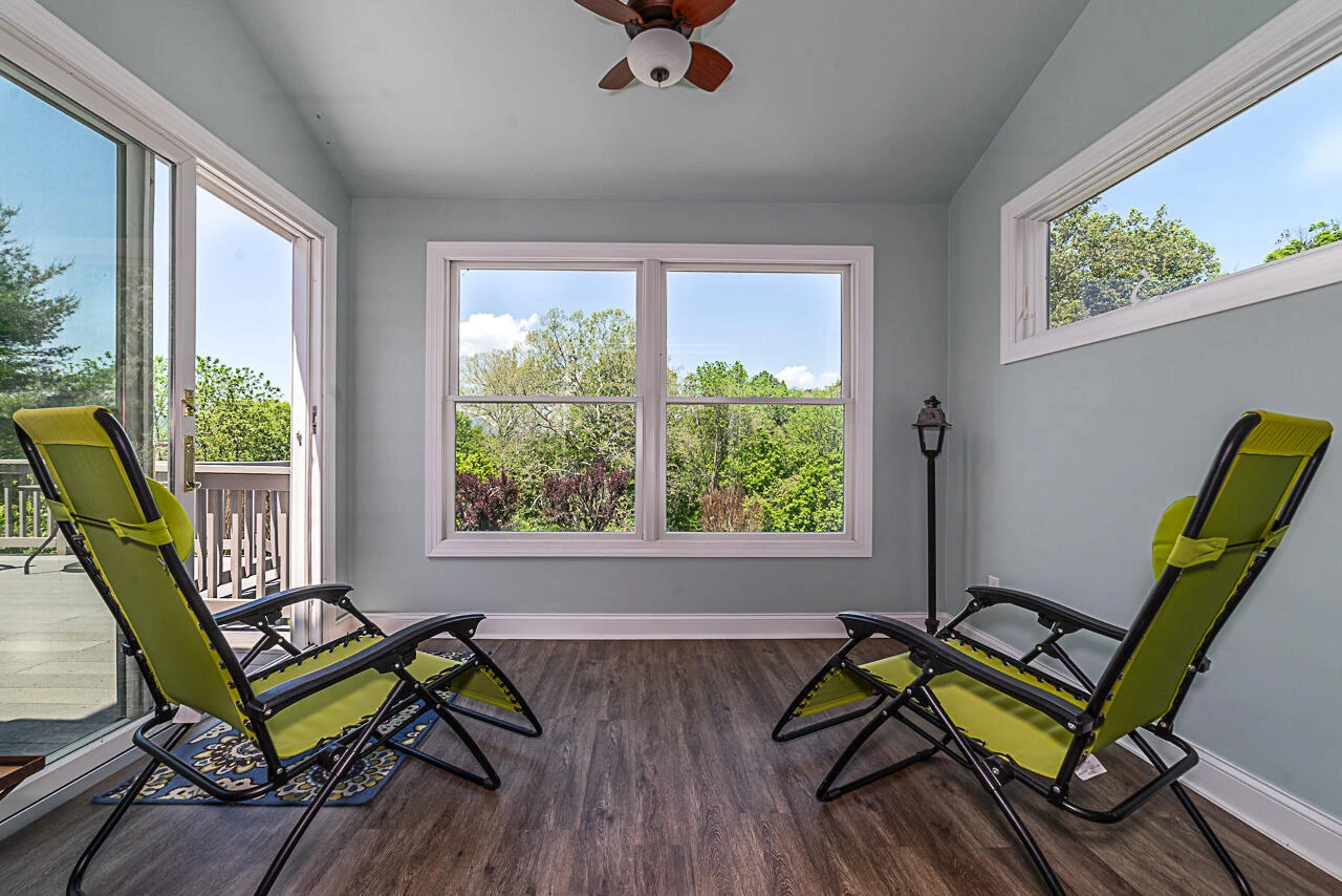 23 HIGH MEADOW Dr - Photo 15