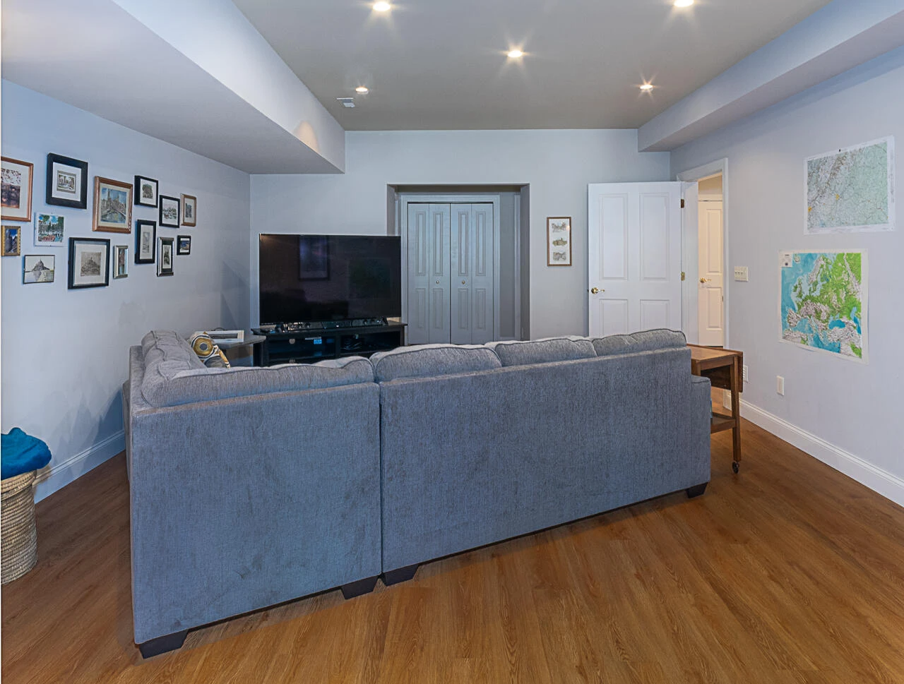 23 HIGH MEADOW Dr - Photo 35