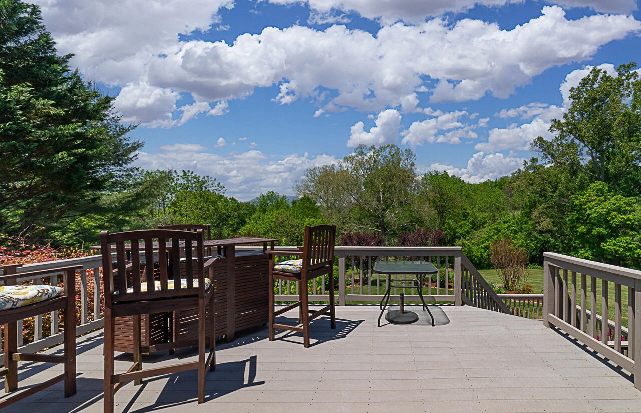 23 HIGH MEADOW Dr - Photo 43