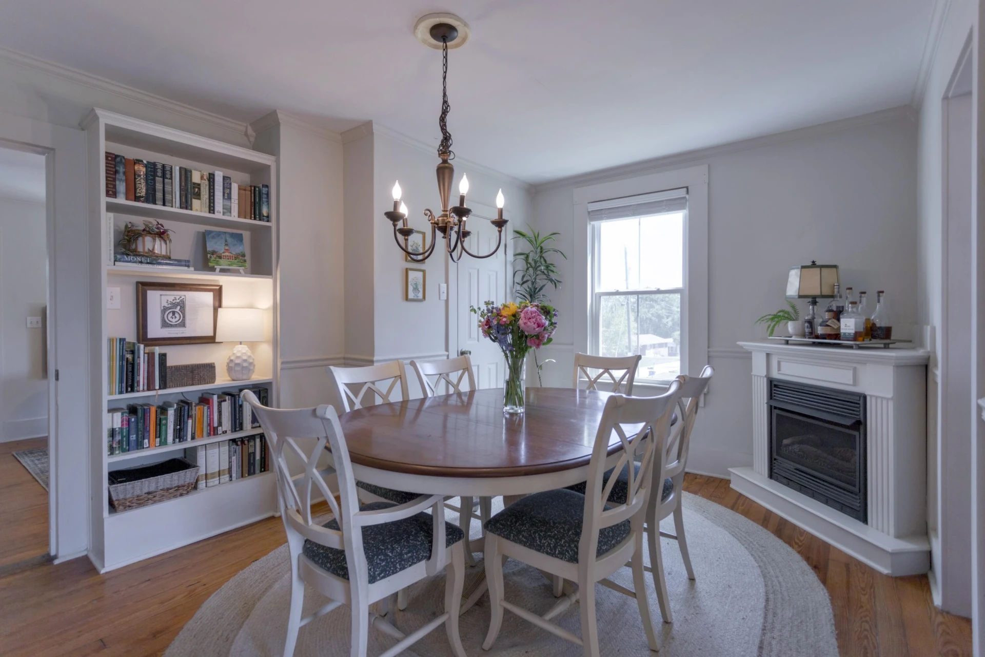 228 Summit St - Photo 8