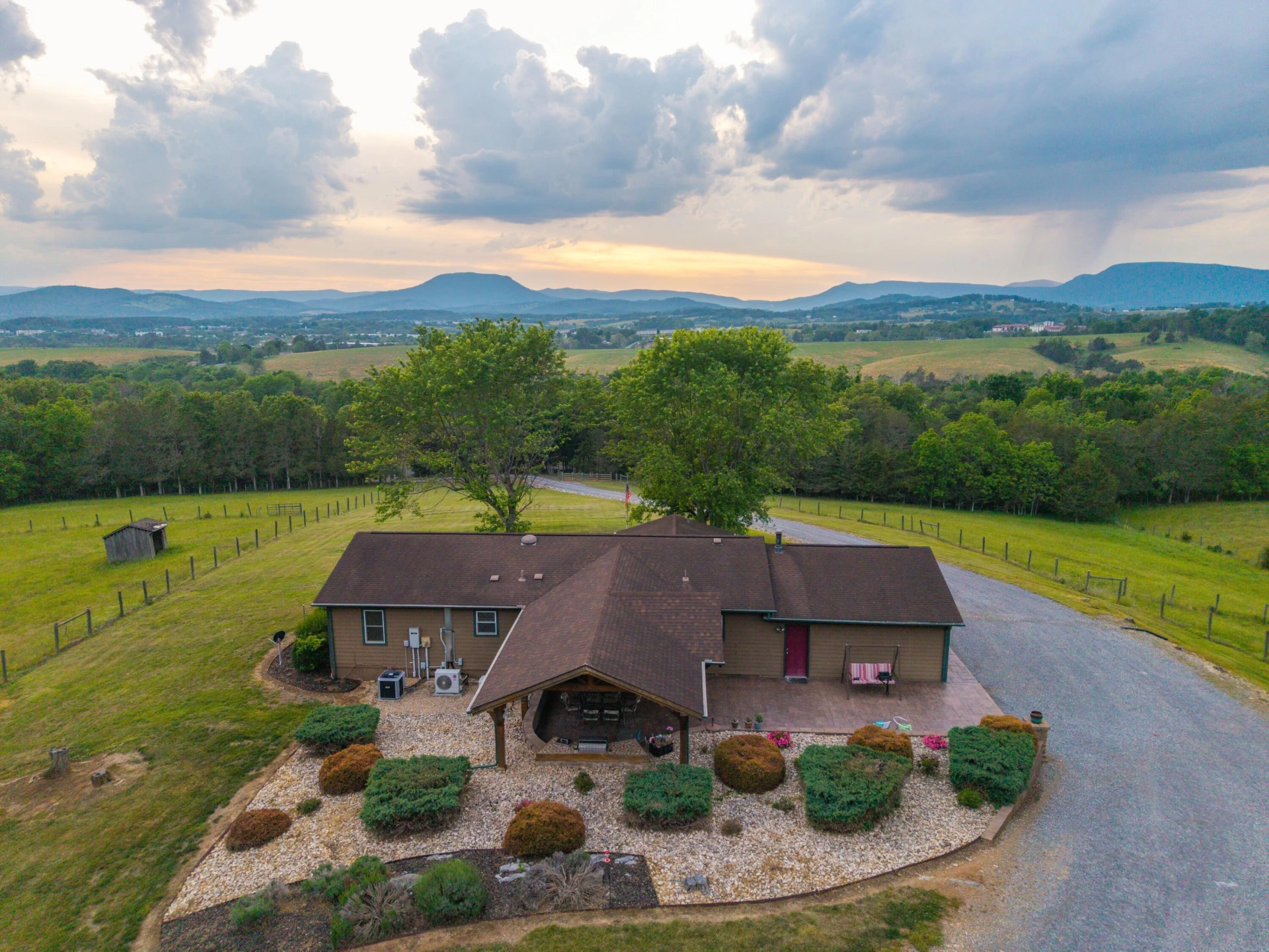 608 MOUNTAIN VIEW Rd - Photo 54