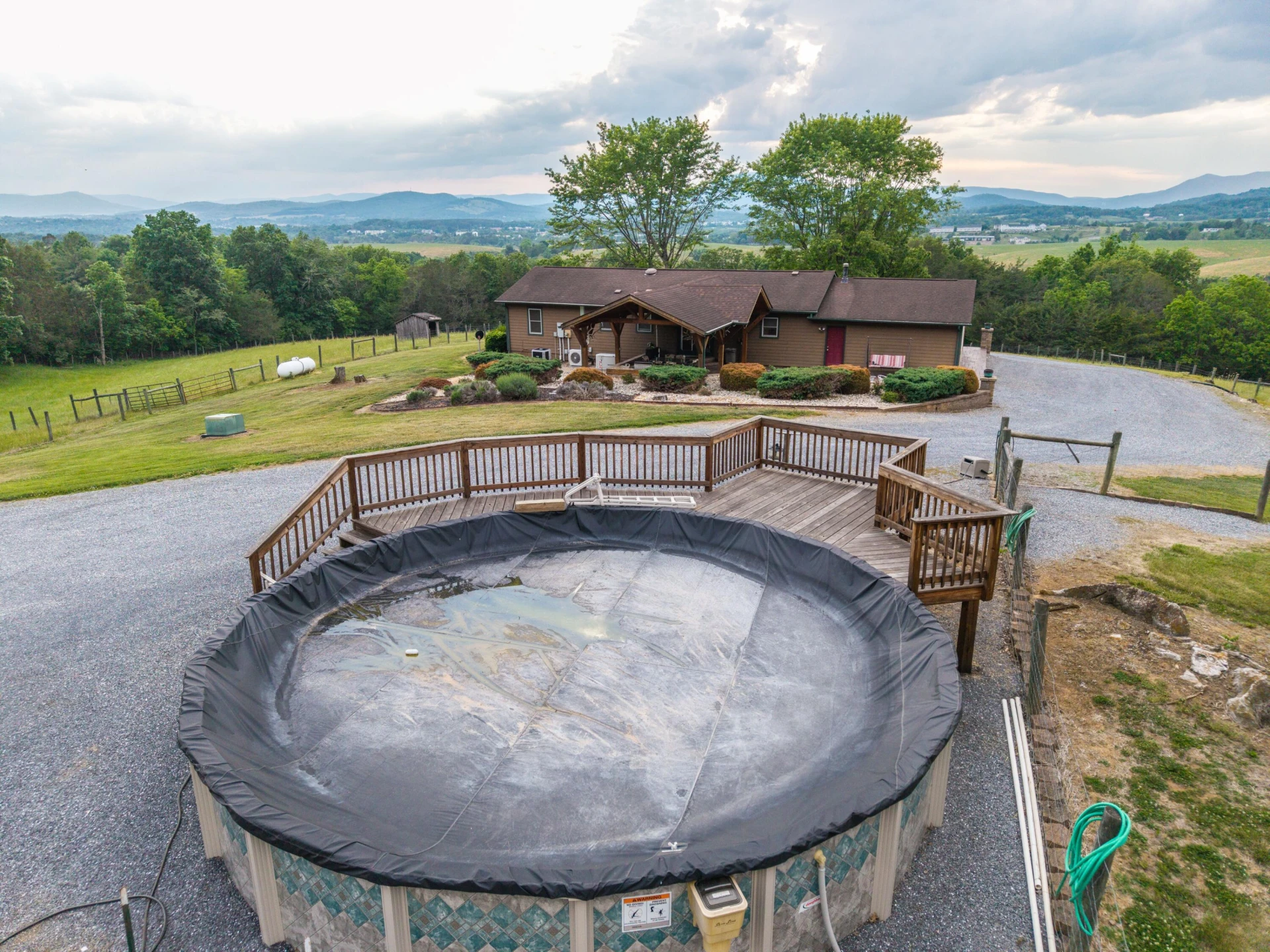 608 MOUNTAIN VIEW Rd - Photo 57