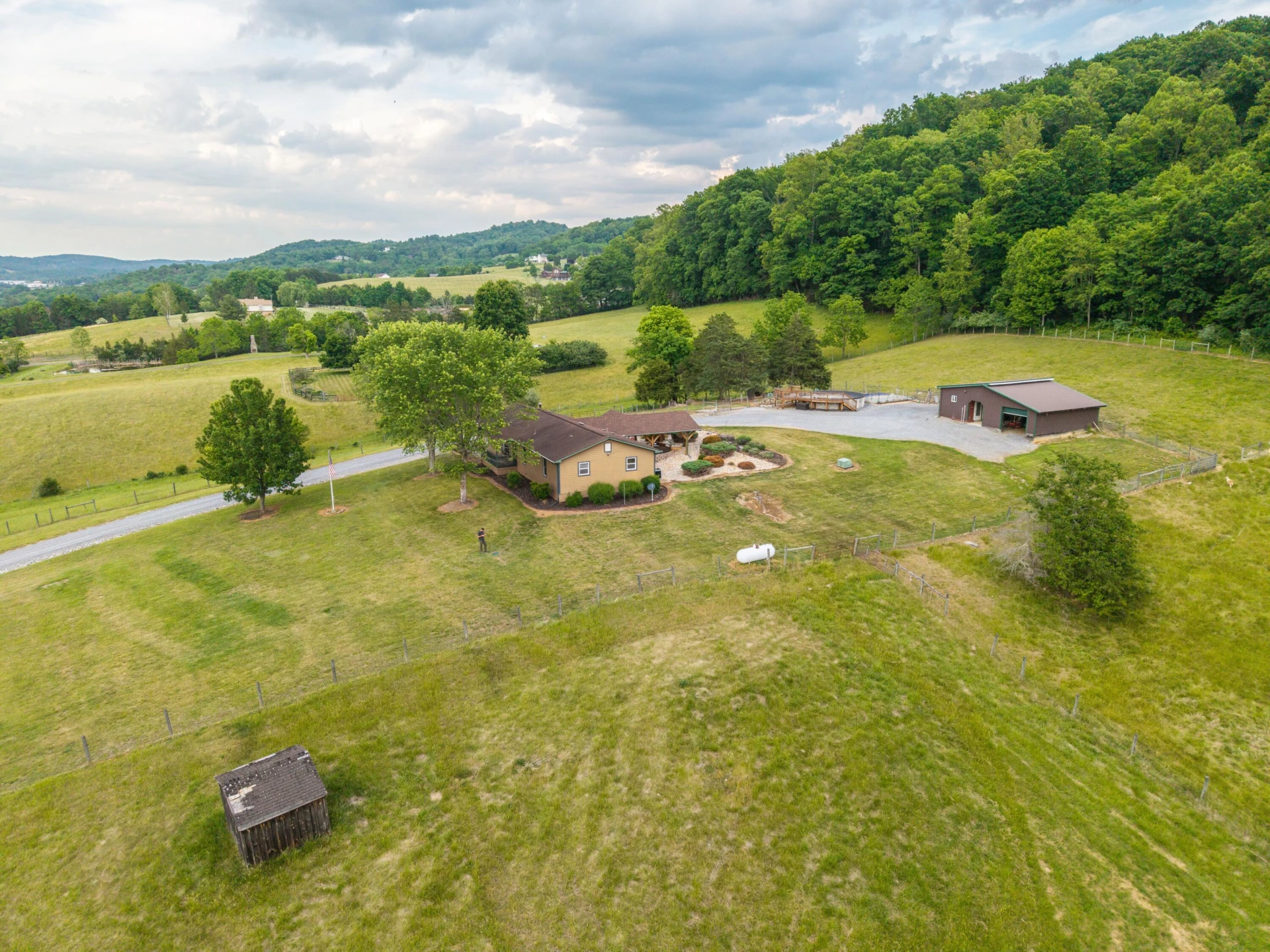 608 MOUNTAIN VIEW Rd - Photo 7