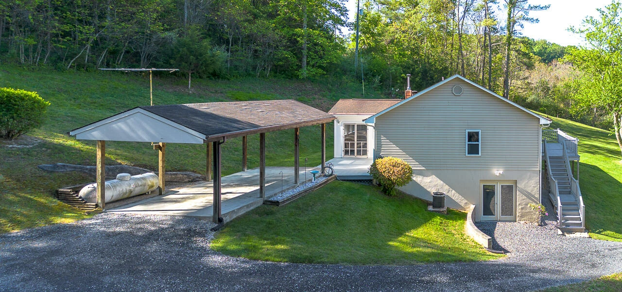 1117 Wide Gap Rd - Photo 2