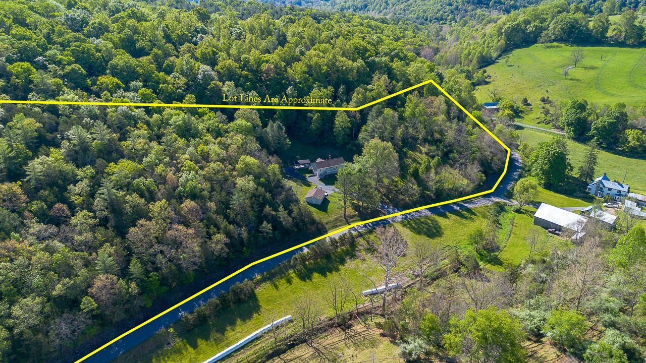 1117 Wide Gap Rd - Photo 32