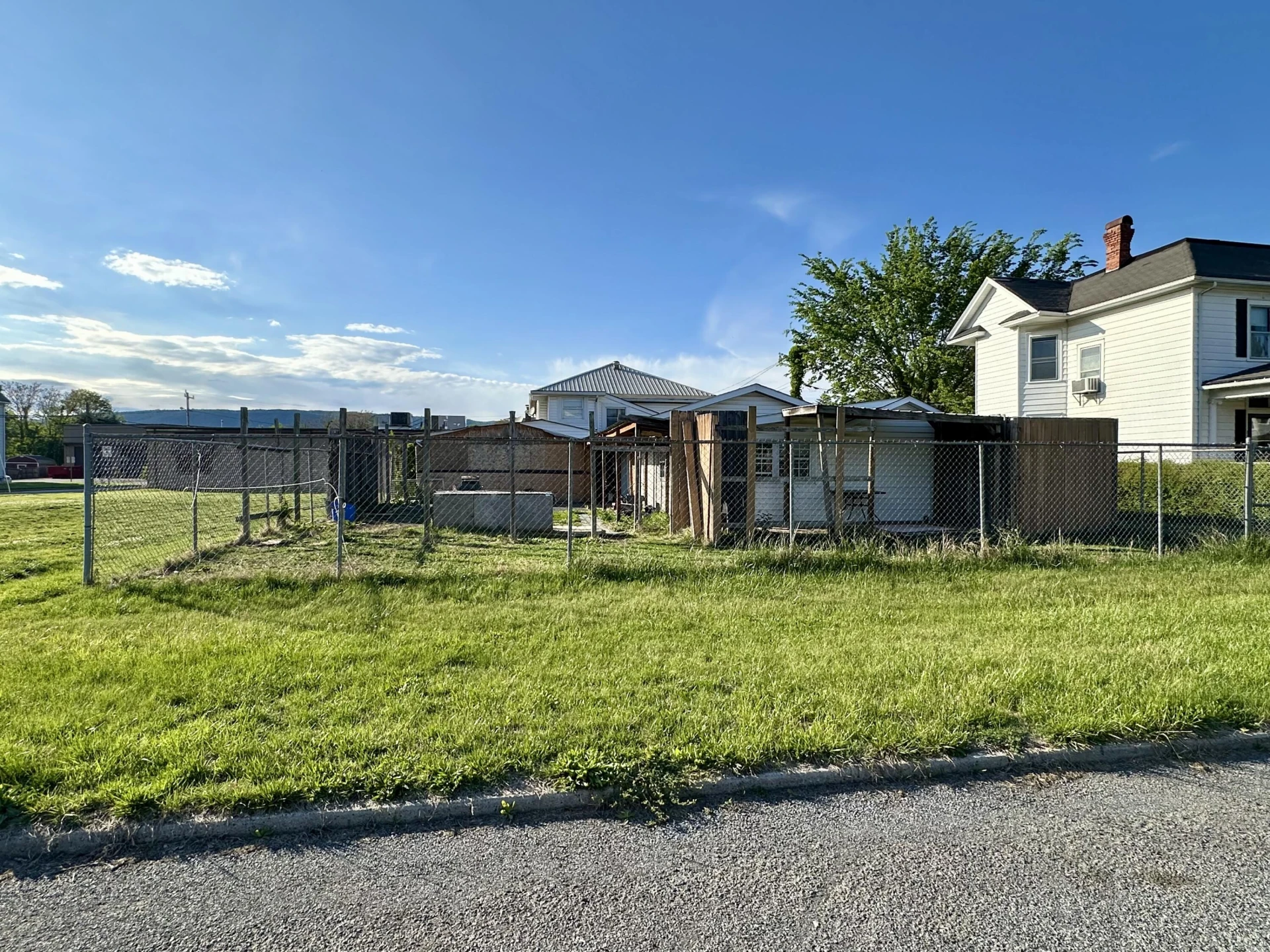 204 E Prospect St - Photo 2